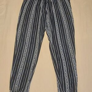 Mudd Black & White Tribal Pattern Harem Pants, Women's XL, Pockets And More